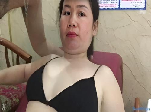 Bawa gadis kapal terbang untuk menghisap zakar Bawa gadis kapal terbang untuk menghisap zakar