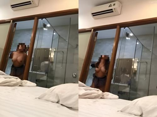 Gadis doggy di kamar mandi karena dia sangat terangsang Gadis doggy di kamar mandi karena dia sangat terangsang