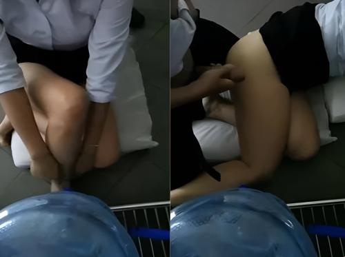 Doggy em nhân viên trong văn phòng sếp Doggy em nhân viên trong văn phòng sếp